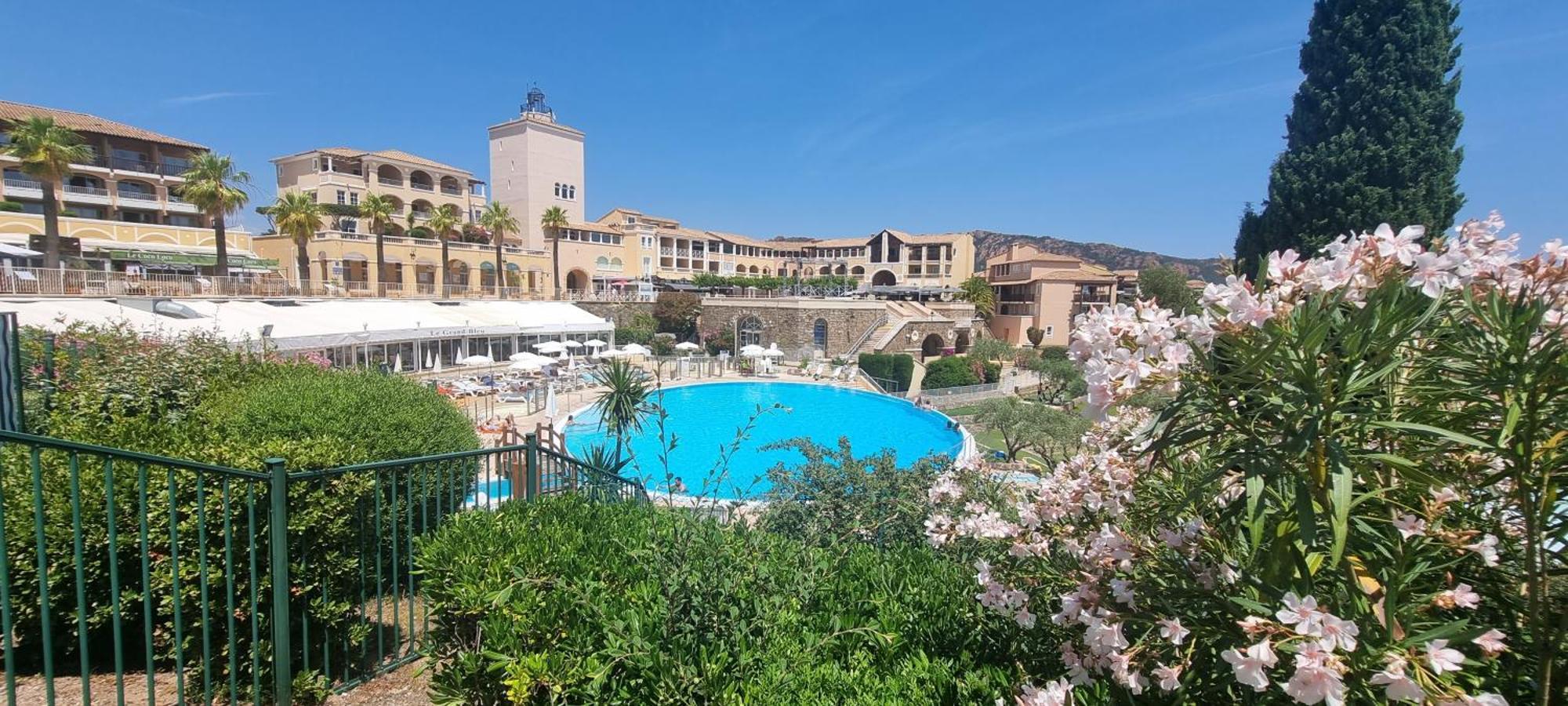 Agay Cap Esterel Le Hameau F2 Clim Plein Sud Dernier Etage Magnifique Vue Mer Сен-Рафаэль Экстерьер фото